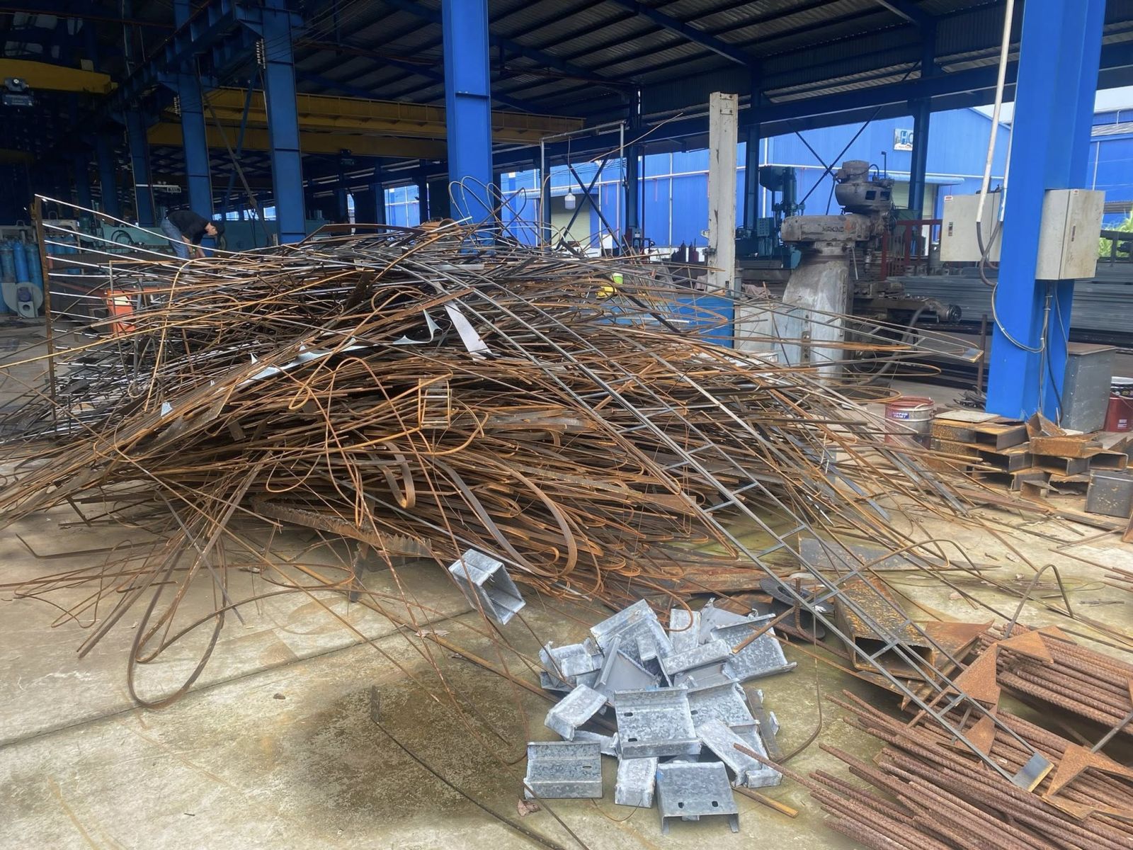 Lợi ích kinh tế khi bán phế liệu theo hợp đồng dài hạn cho doanh nghiệp